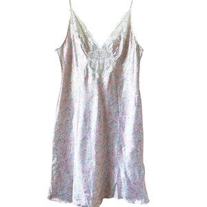 Vintage OLGA Slip Dress Nightgown Satin Lace Florals Valentines Adjust Straps 34
